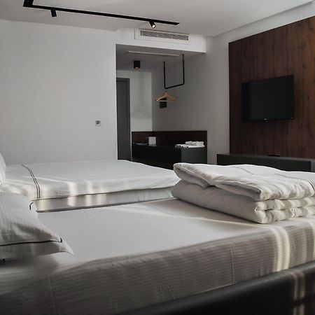Triumf Hotel Prizren Exterior foto